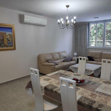 Herzliya Center Apartments エクステリア 写真