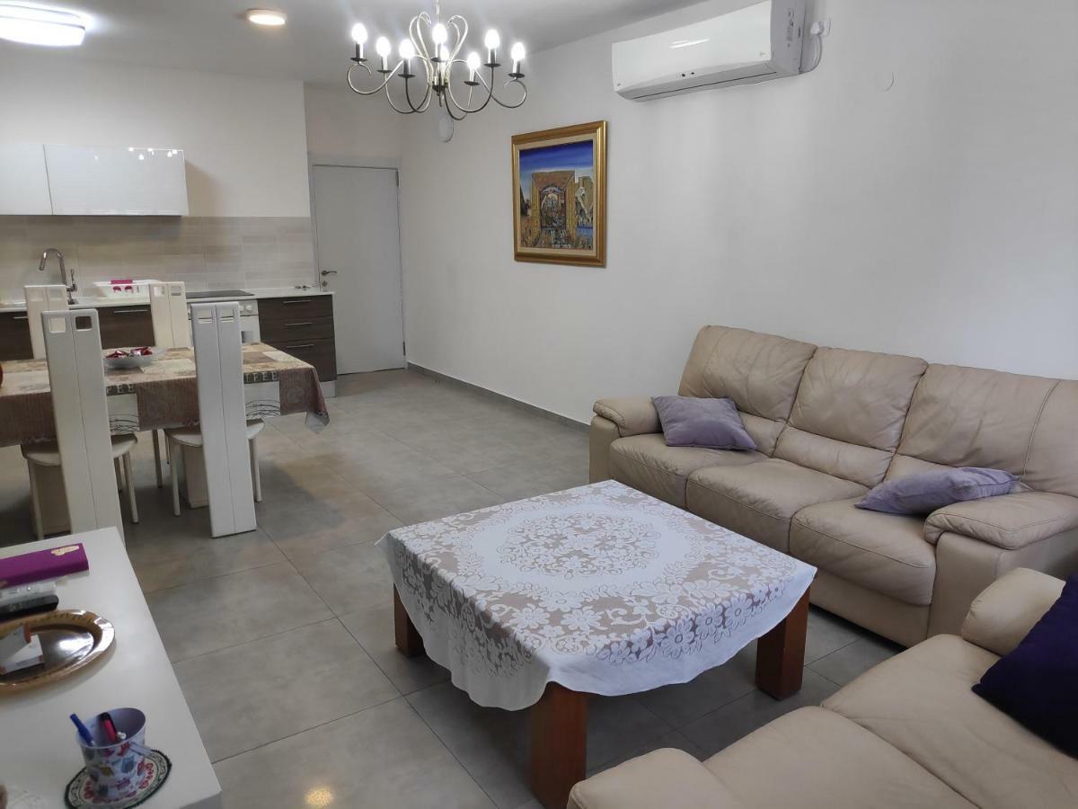 Herzliya Center Apartments エクステリア 写真