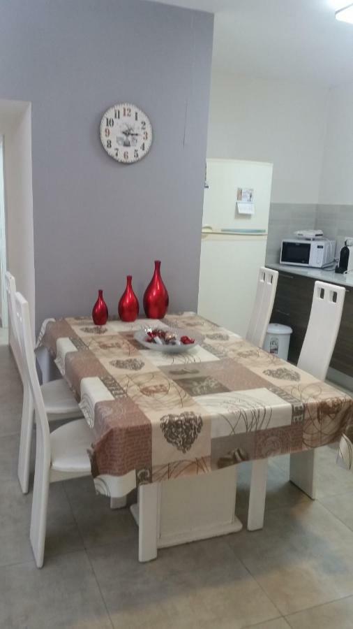 Herzliya Center Apartments エクステリア 写真