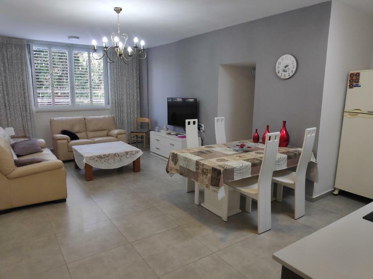 Herzliya Center Apartments エクステリア 写真